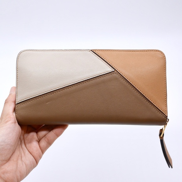 🍓LOEWE Puzzle Wallet - Picture 7 of 13